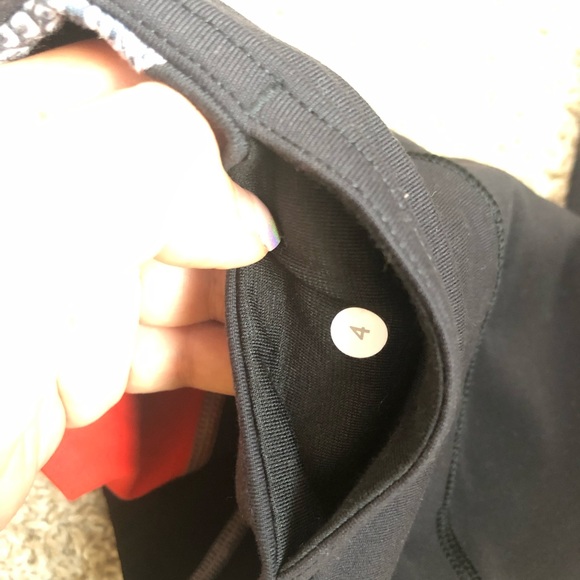 Lululemon reversible leggings - Picture 4 of 4